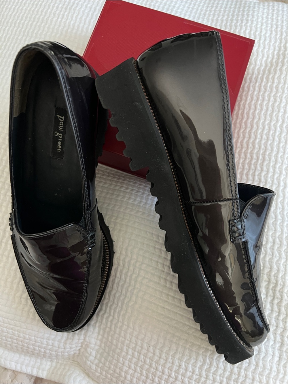 Paul Green Cooper Brown Patent Loafers - Sleek Women’s Slip-Ons, Size 7